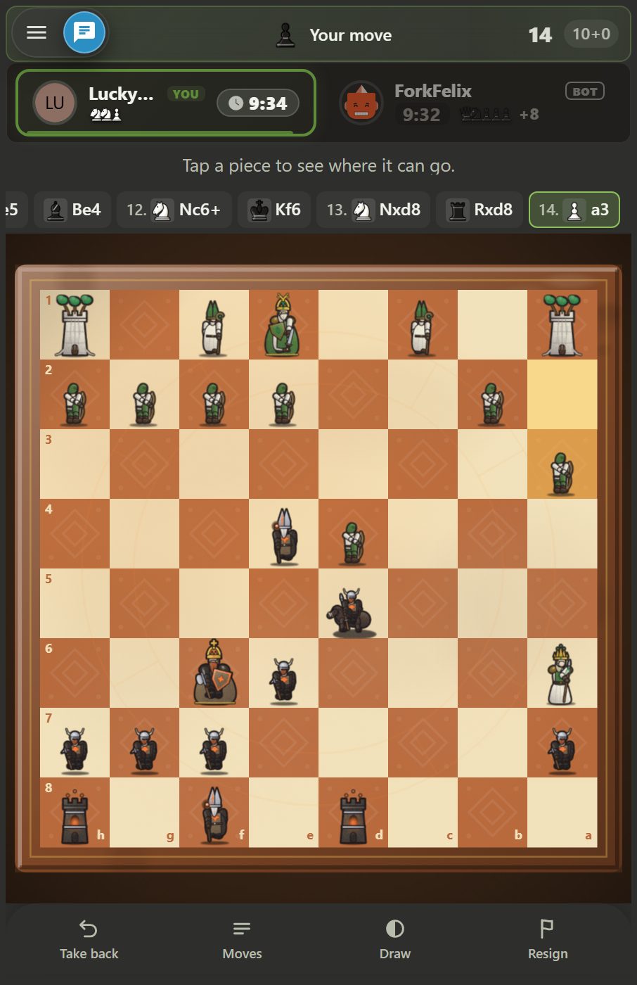 Capture d'écran du même match Emberhold, un coup plus tard : la dernière case jouée est mise en évidence en or, en bas se trouvent les boutons Annuler, Coups, Nulle et Abandonner, en haut la contrôle de temps 10+0 et les temps restants des deux joueurs.