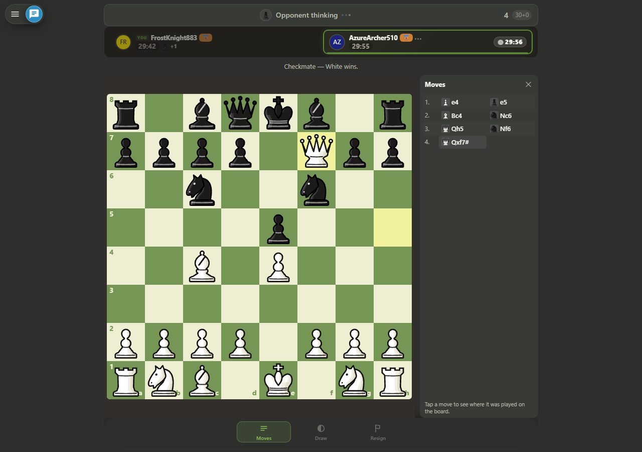 Posición después de 4.Qxf7#: la dama blanca en f7, protegida por el alfil en c4, da jaque mate con el rey negro en e8 sin cuadro para escapar.